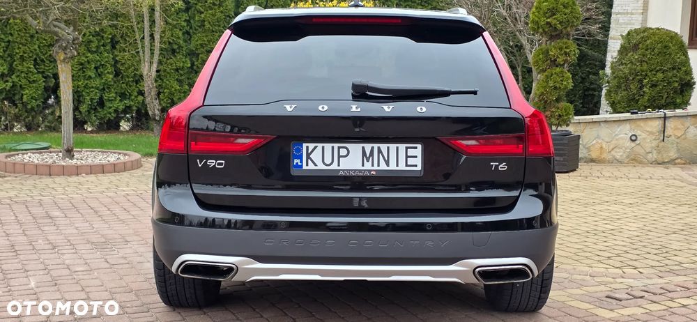 Volvo V90 Cross Country T6 AWD Pro - 22
