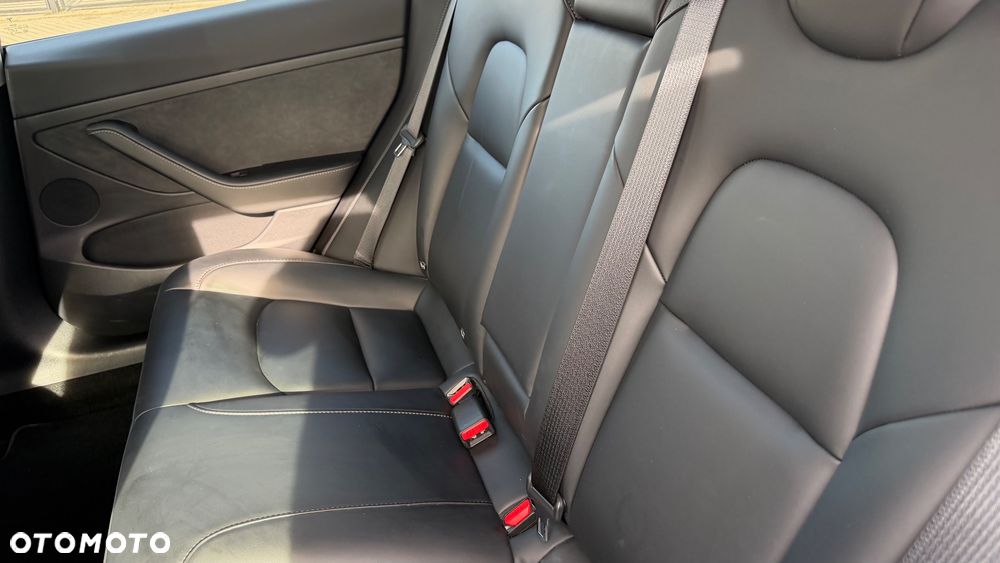 Tesla Model 3 Long Range RWD Premium - 15