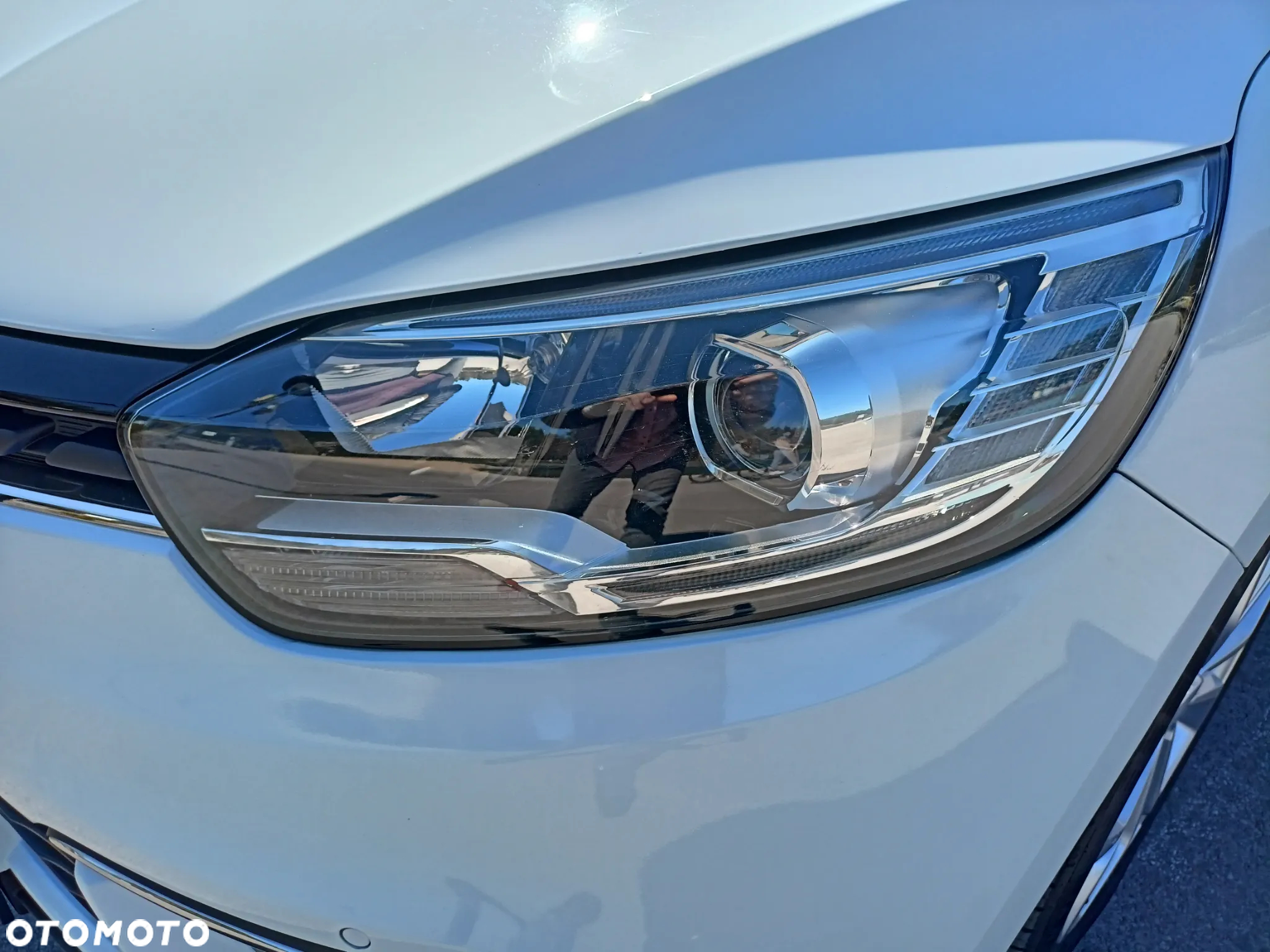 Renault Scenic 1.5 dCi Intens EDC - 32