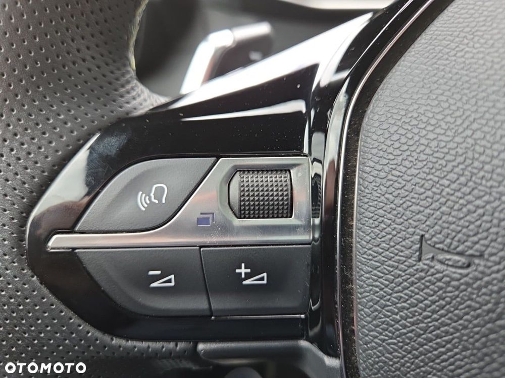 Peugeot 2008 1.2 PureTech GT S&S EAT8 - 18