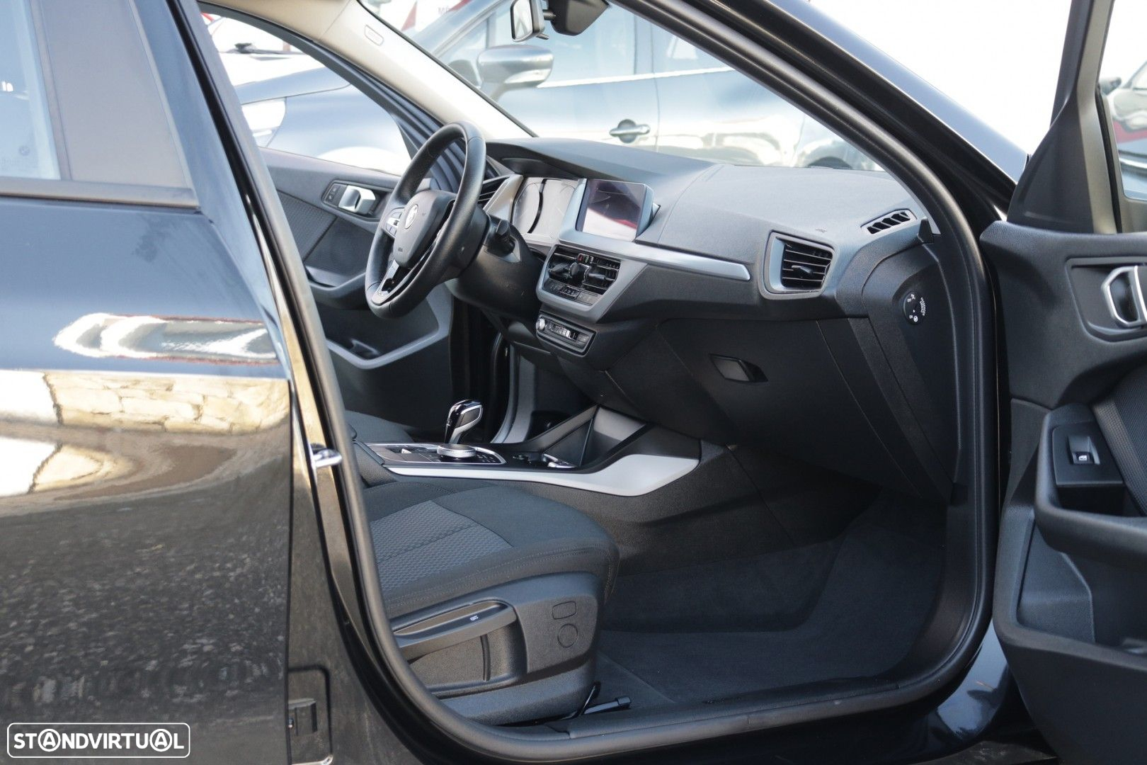 BMW 116 d Corporate Edition Auto - 19