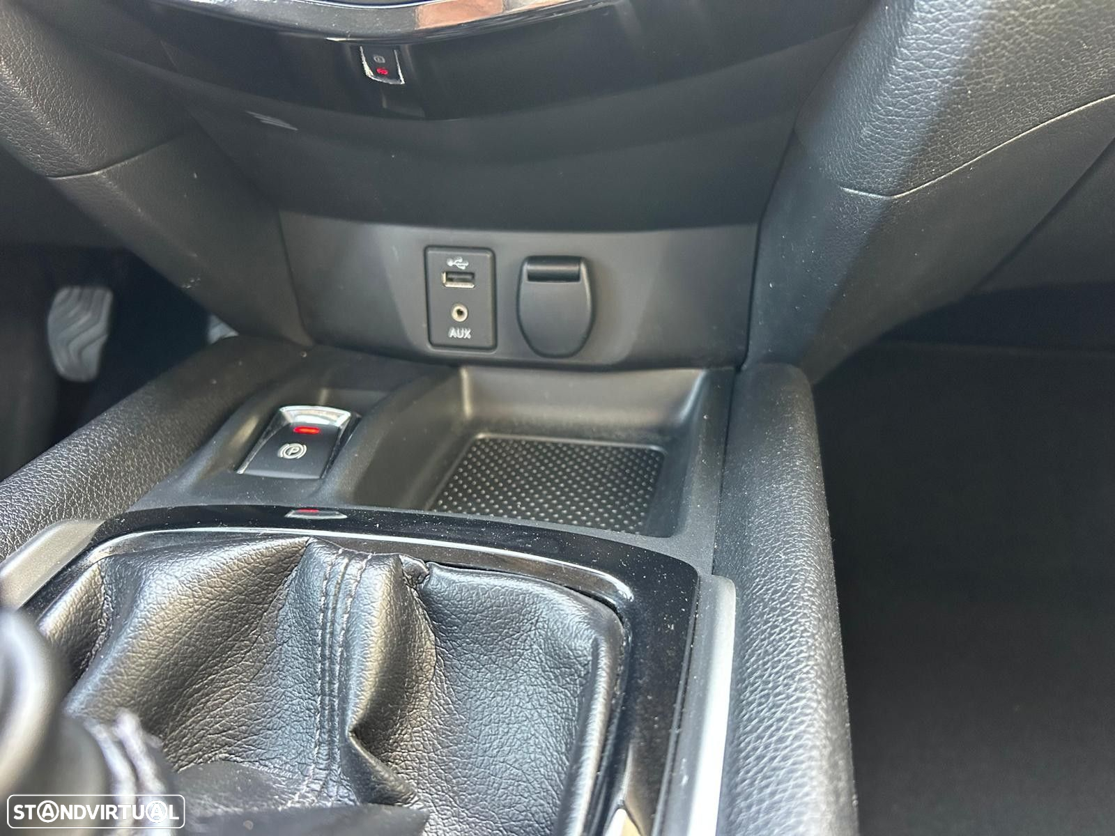 Nissan X-Trail 1.6 dCi N-Connecta - 48