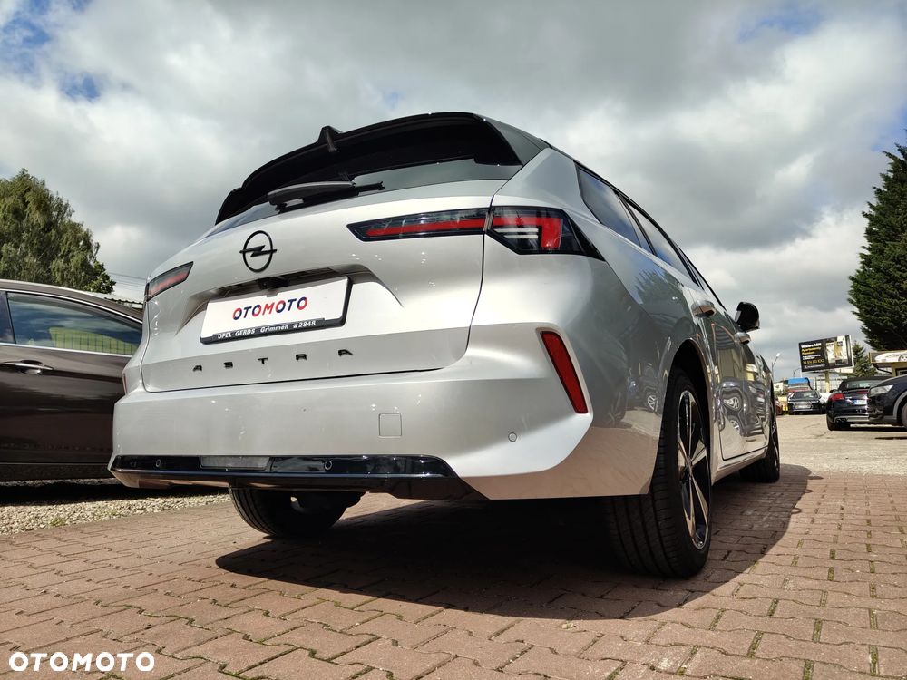 Opel Astra 1.5 GS - 9