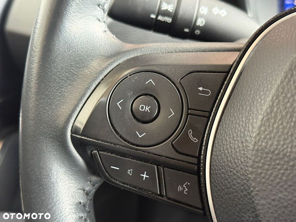 Toyota Corolla - 16