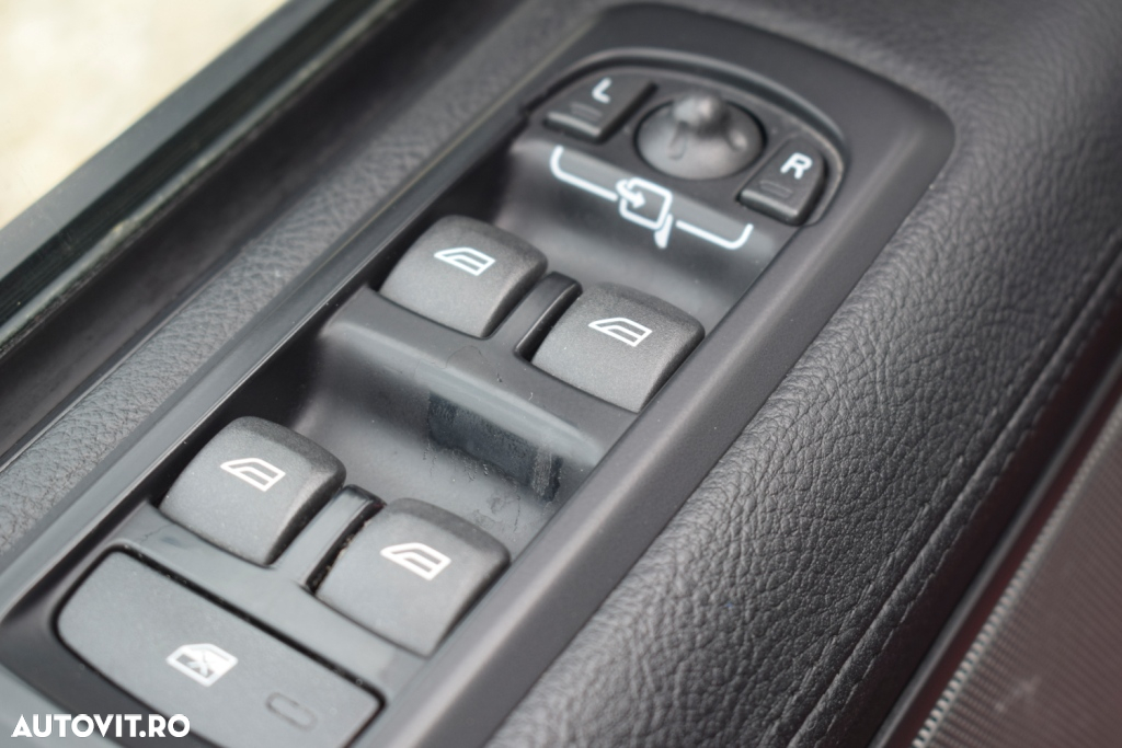 Land Rover Range Rover Sport 3.0 I TDV6 - 24