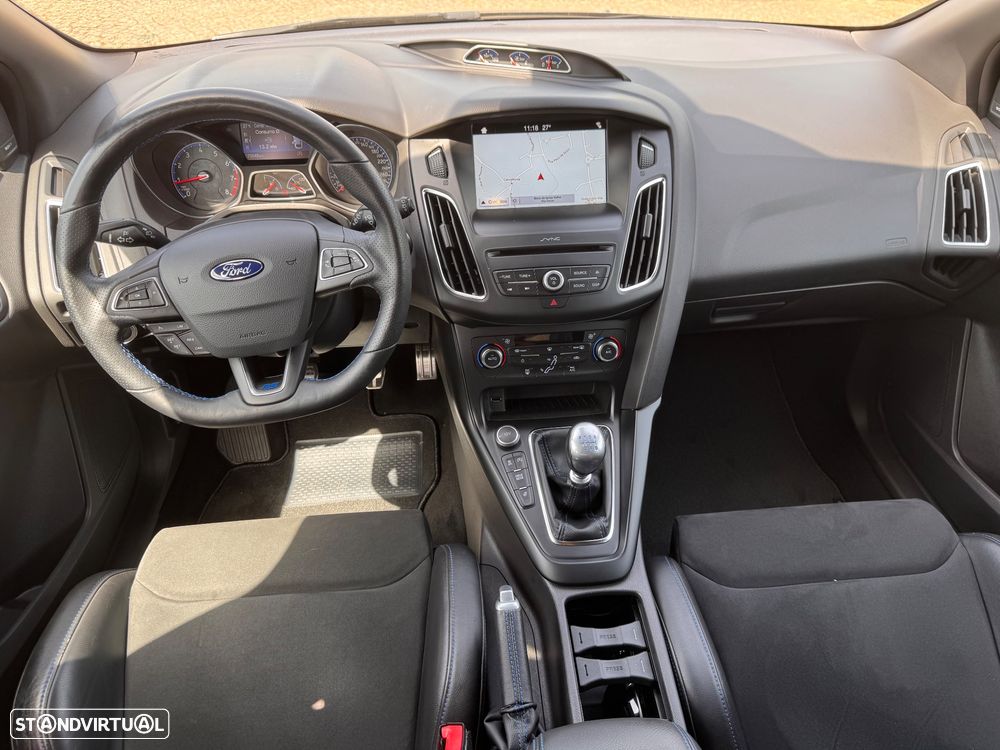Ford Focus 2.3 EcoBoost RS Pack Performance - 9