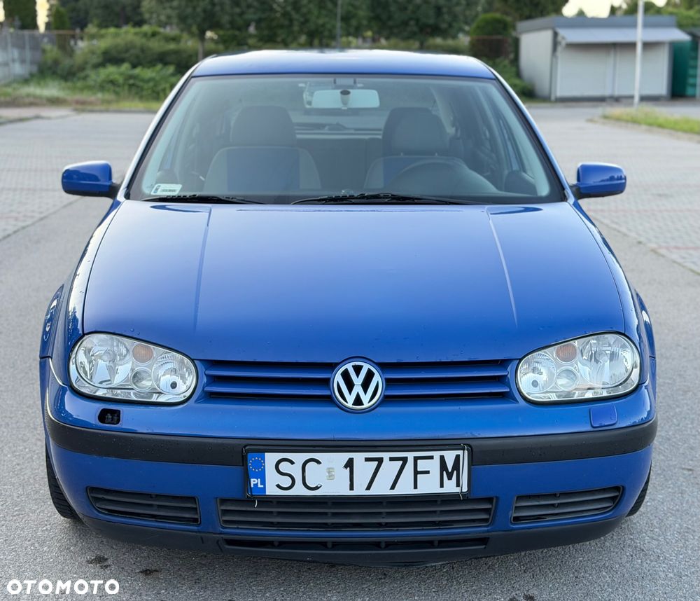 Volkswagen Golf - 3