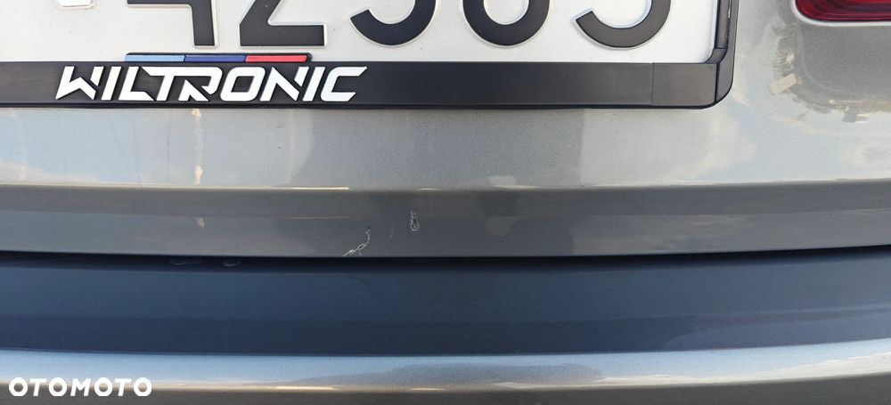 BMW Seria 5 520d xDrive - 10