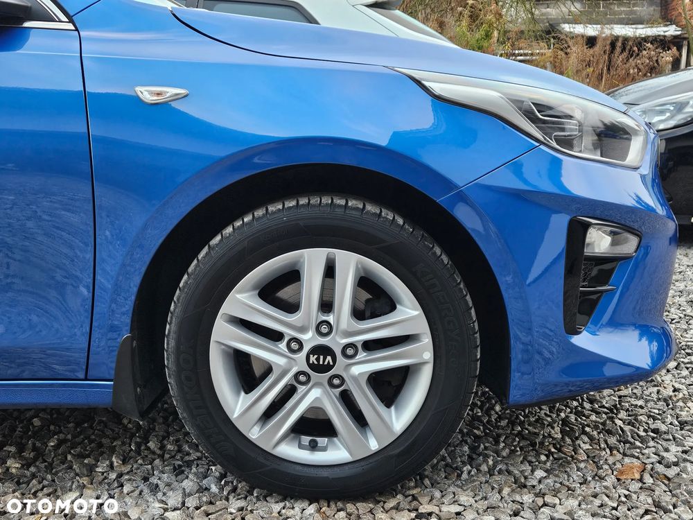 Kia Ceed 1.5 T-GDI M - 40