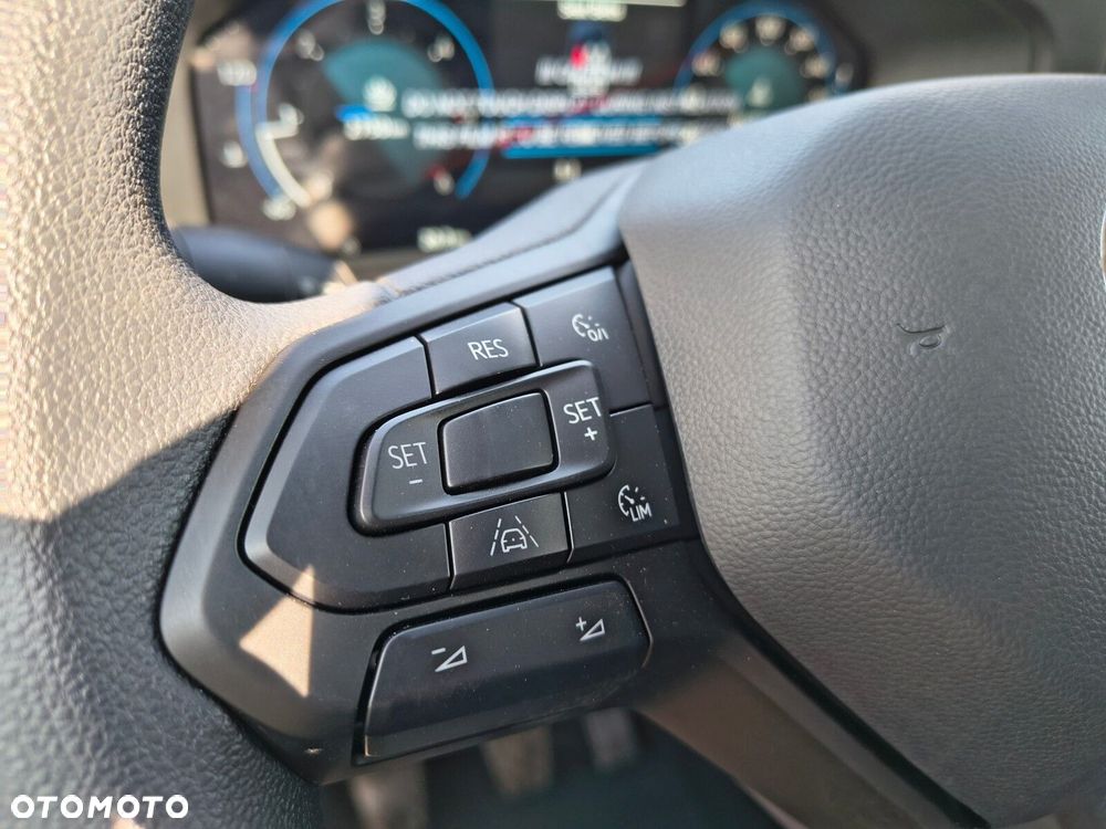 Volkswagen Transporter Furgon PLUS 2,0 TDI 150 KM manual, 6 osobowy - 8