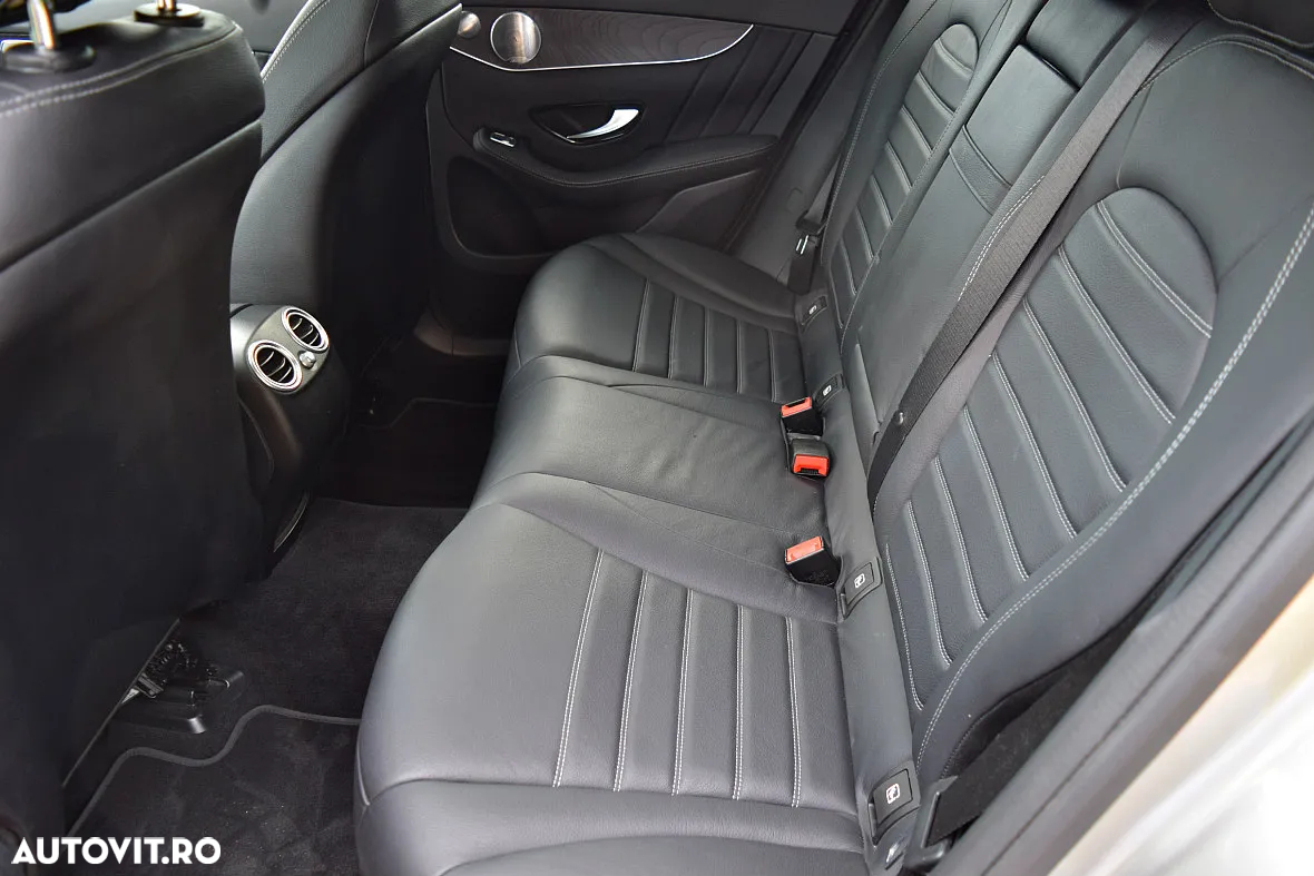 Mercedes-Benz GLC Coupe 250 d 4Matic 9G-TRONIC AMG Line - 16
