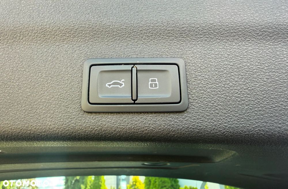 Audi A6 Allroad - 28