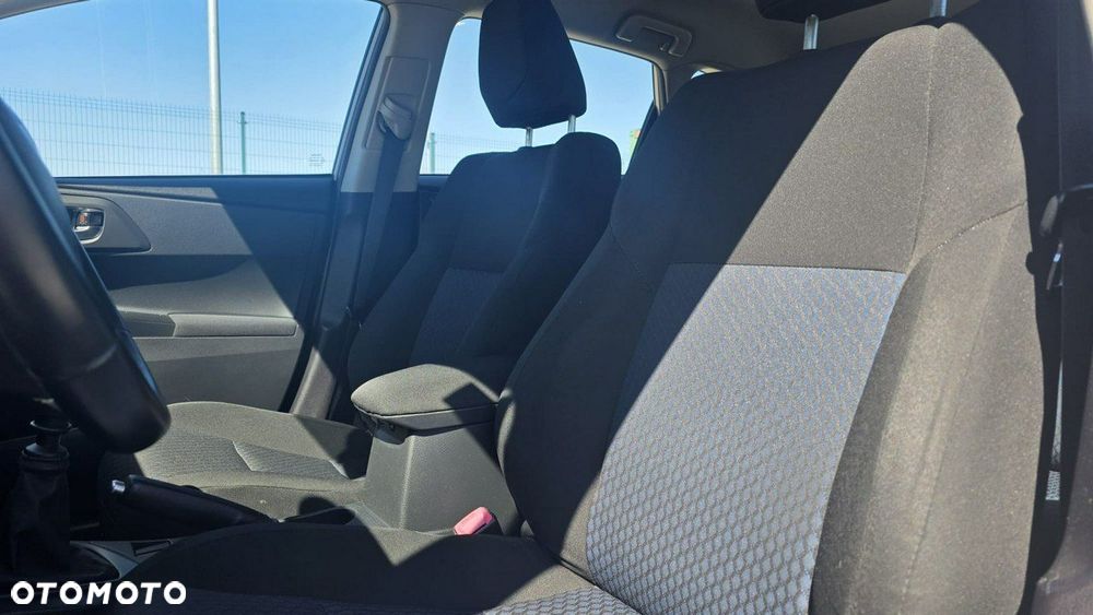 Toyota Auris - 15