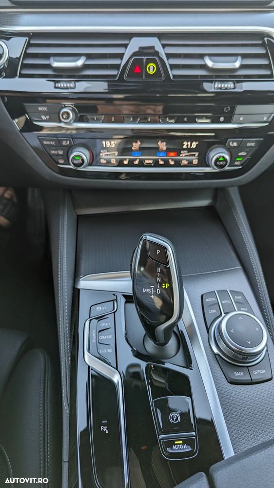 BMW Seria 5 530i xDrive Aut. M Sport Edition - 9