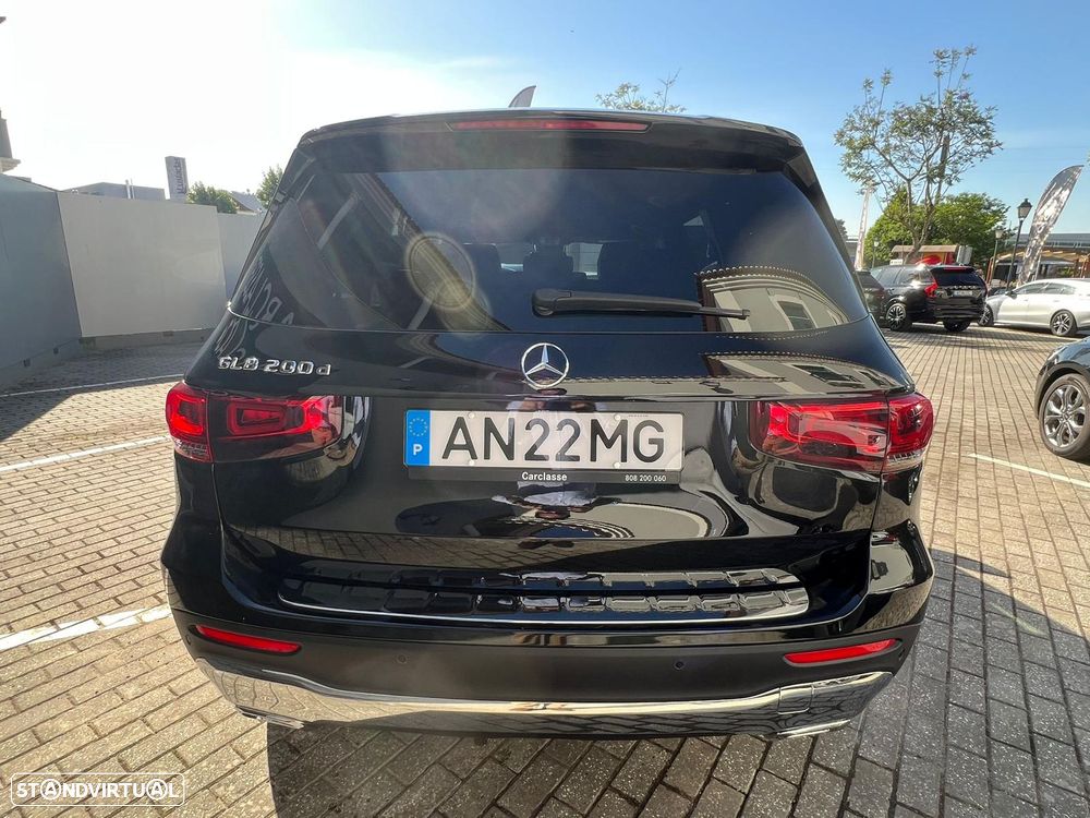 Mercedes-Benz GLB 200 d Progressive — fotografia 11