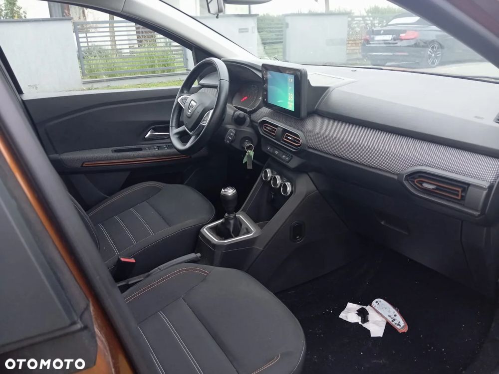 Dacia Sandero - 7