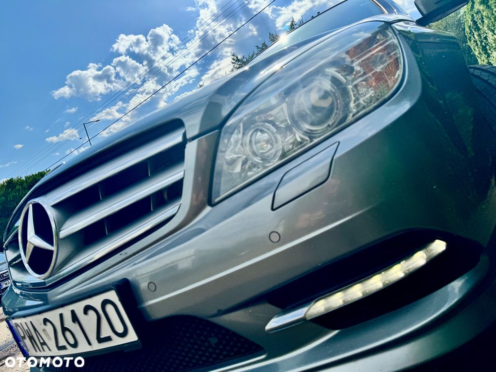 Mercedes-Benz Klasa C 250 CGI BlueEff Elegance - 14