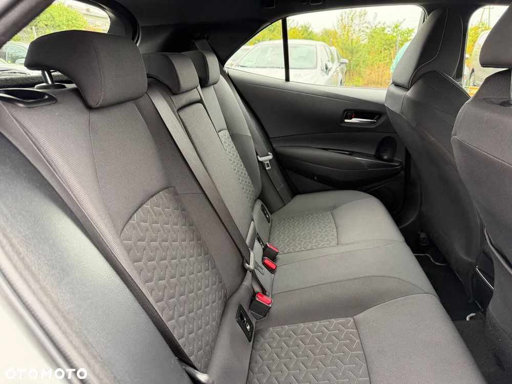 Toyota Corolla 1.8 Hybrid Comfort - 32