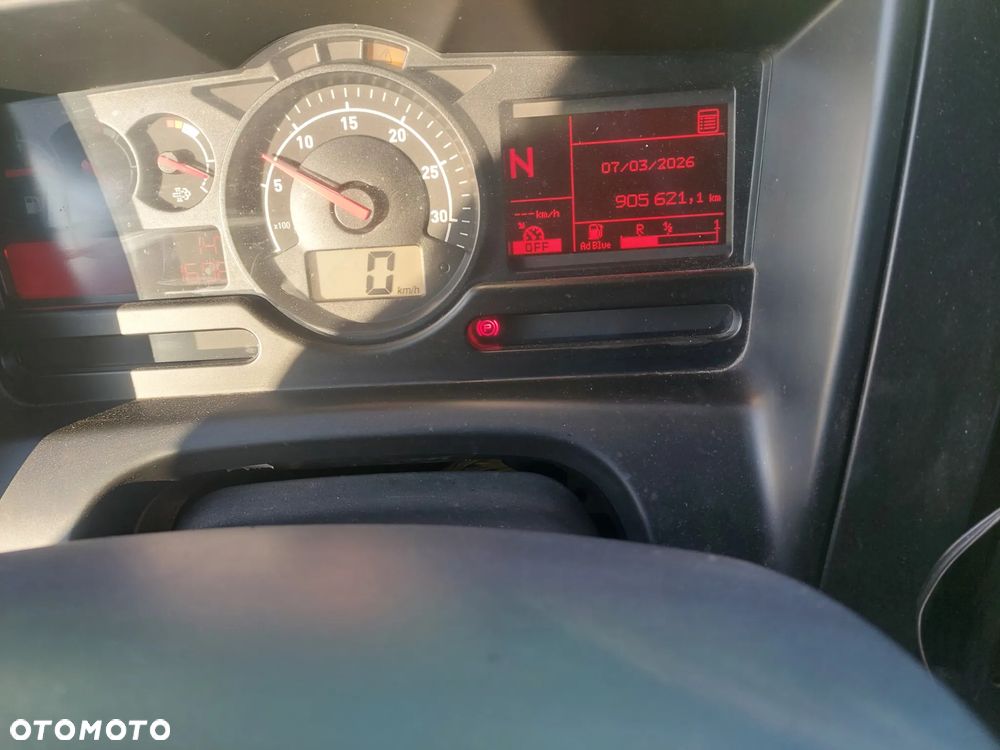 Renault Renault  D 12 - 9