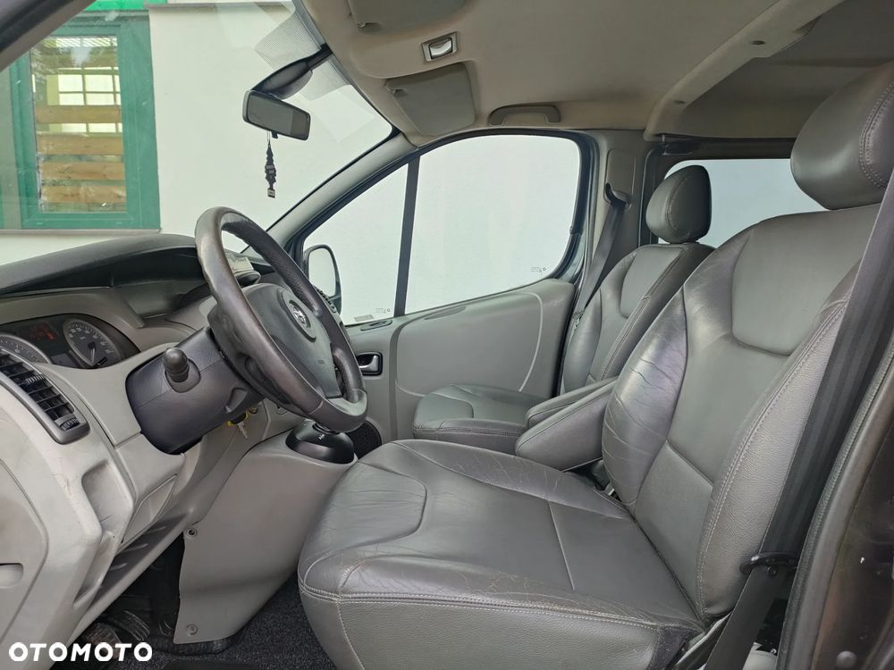 Opel Vivaro brygadówka long - 11