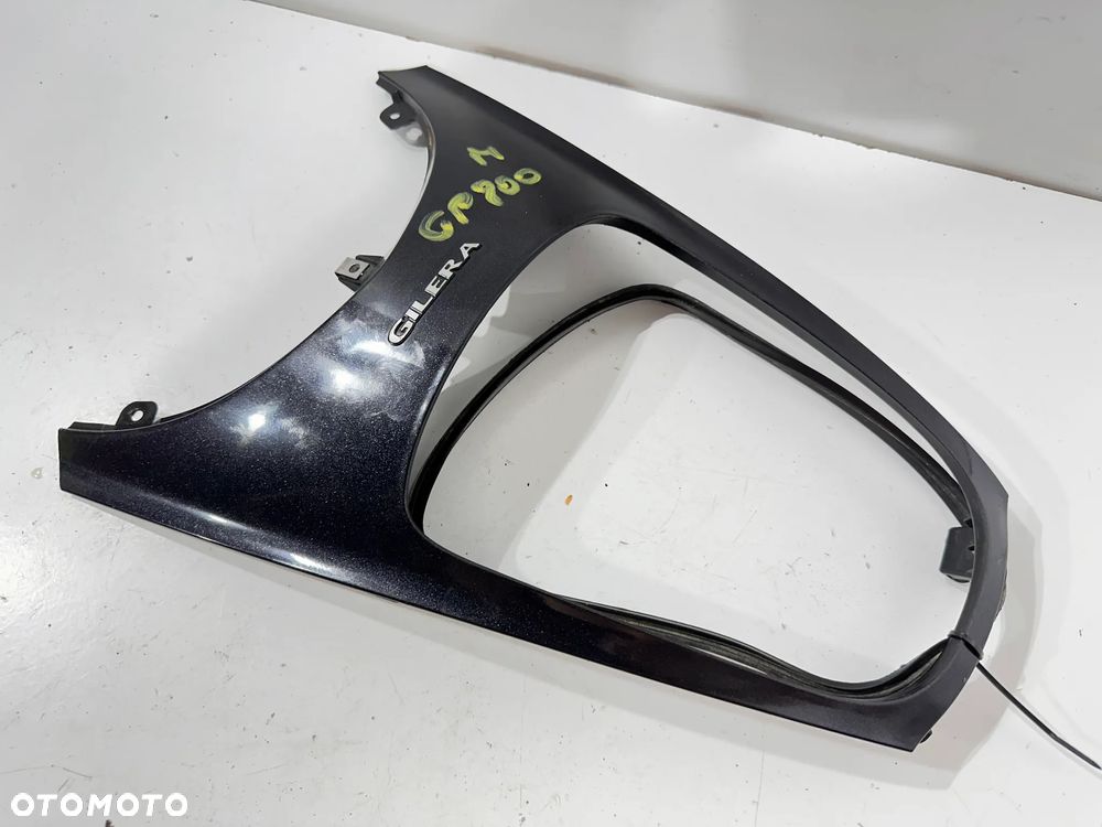 Czacha owiewka Gilera GP 800 GP800 - 1
