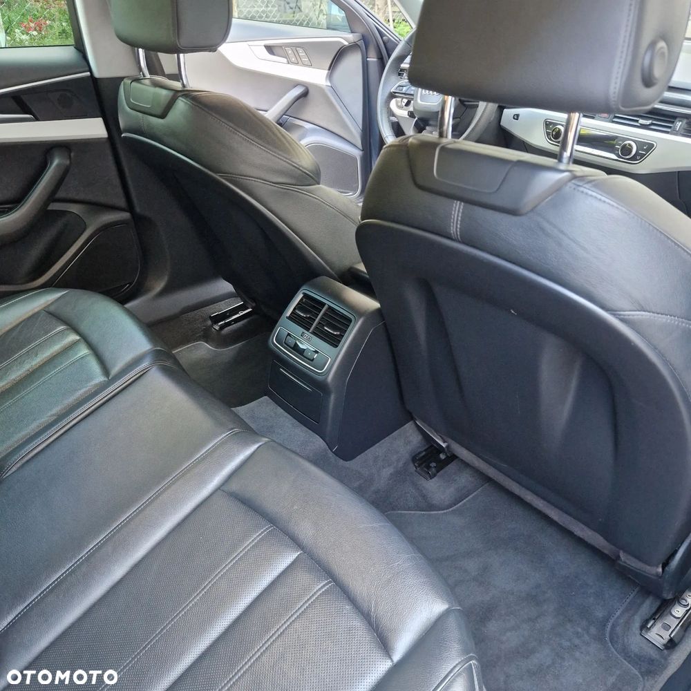 Audi A4 Avant 2.0 TDI - 12
