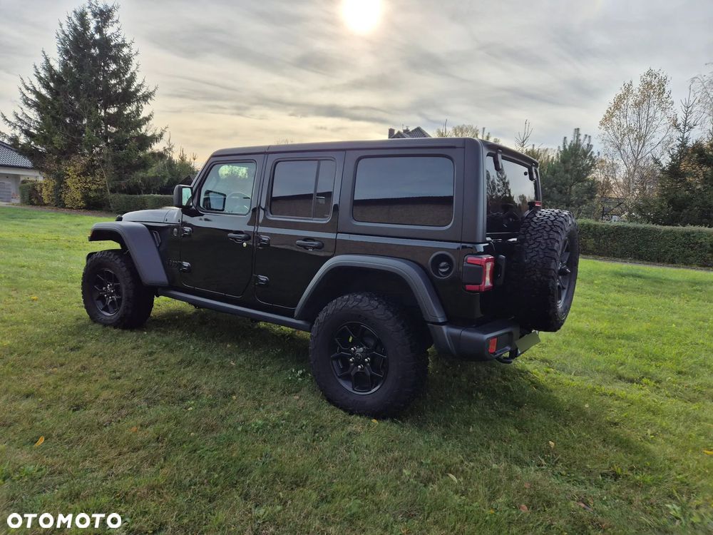 Jeep Wrangler - 25