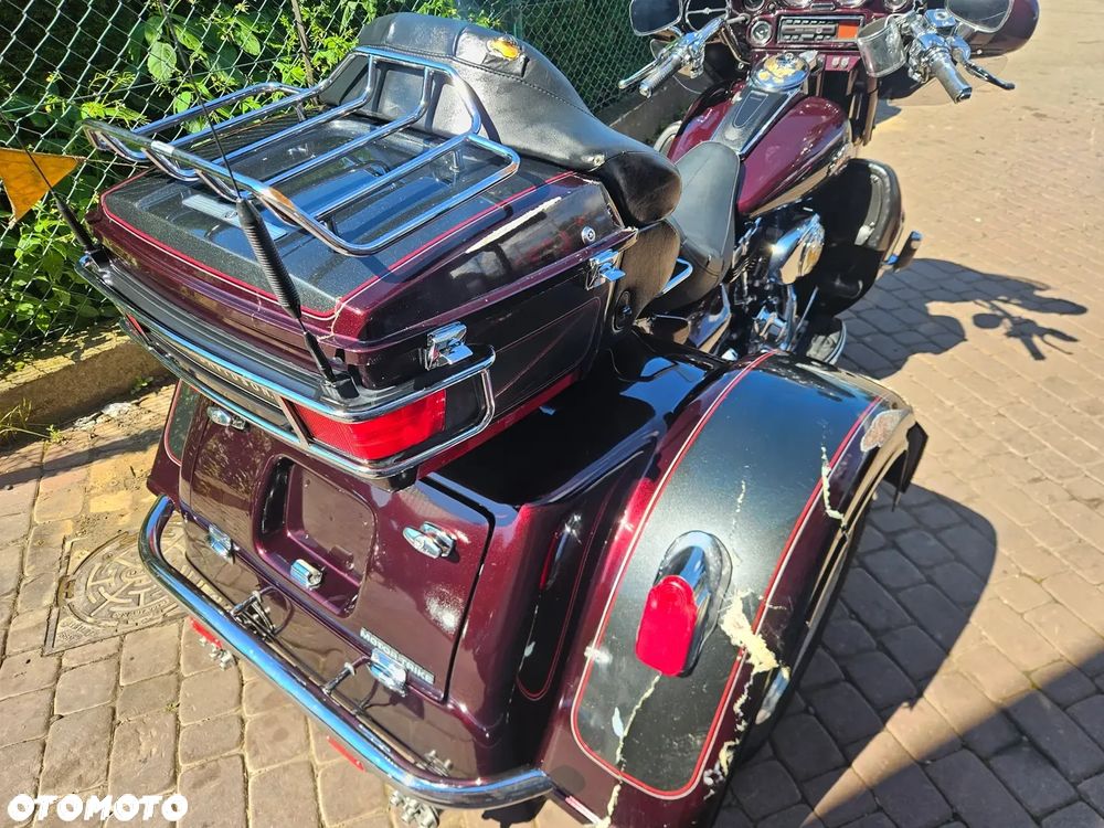 Harley-Davidson FLH Electra Glide - 19