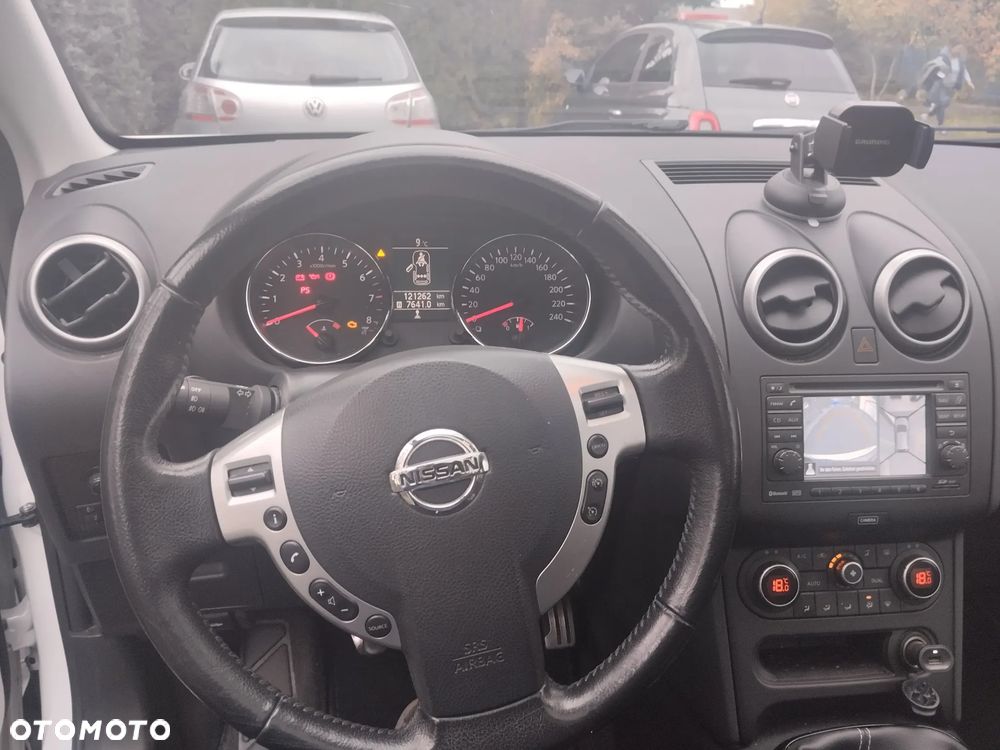 Nissan Qashqai - 13