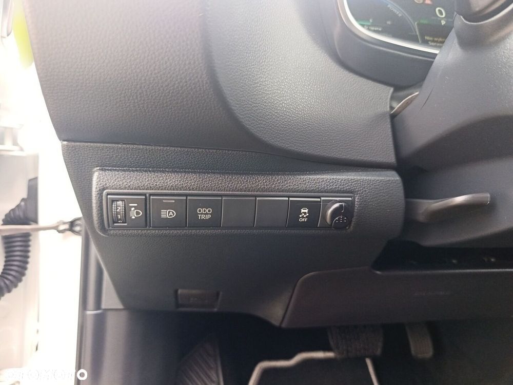 Toyota Corolla 1.8 Hybrid Style - 28