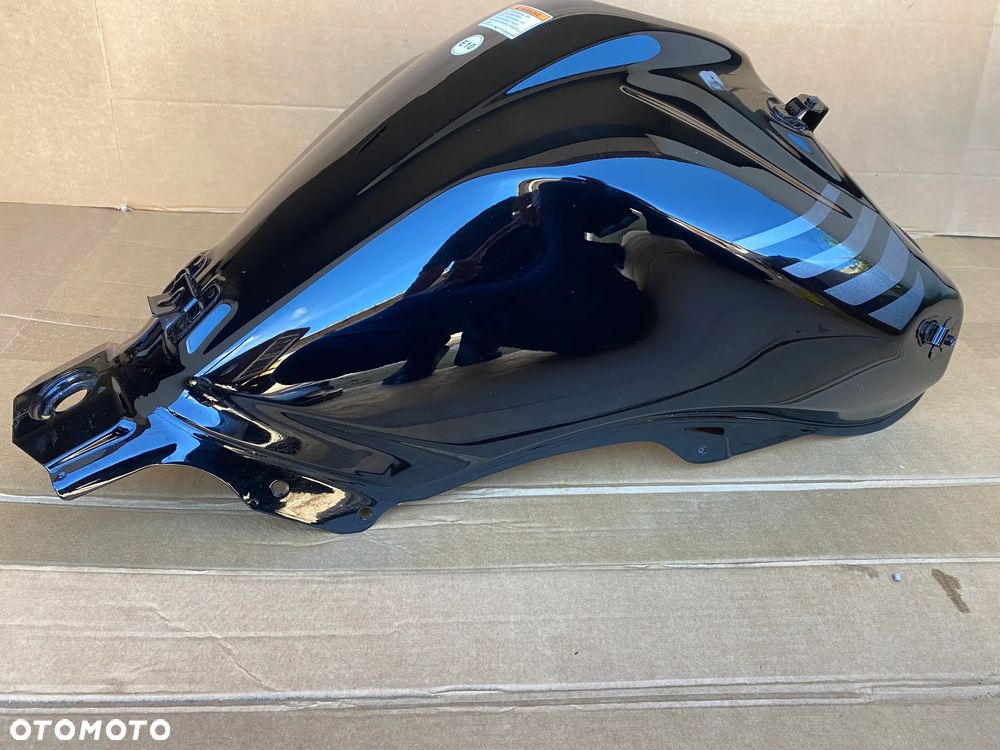 SUZUKI DL 650 V-STROM ZBIORNIK PALIWA BAK FUEL TANK ORYGINAŁ - 16