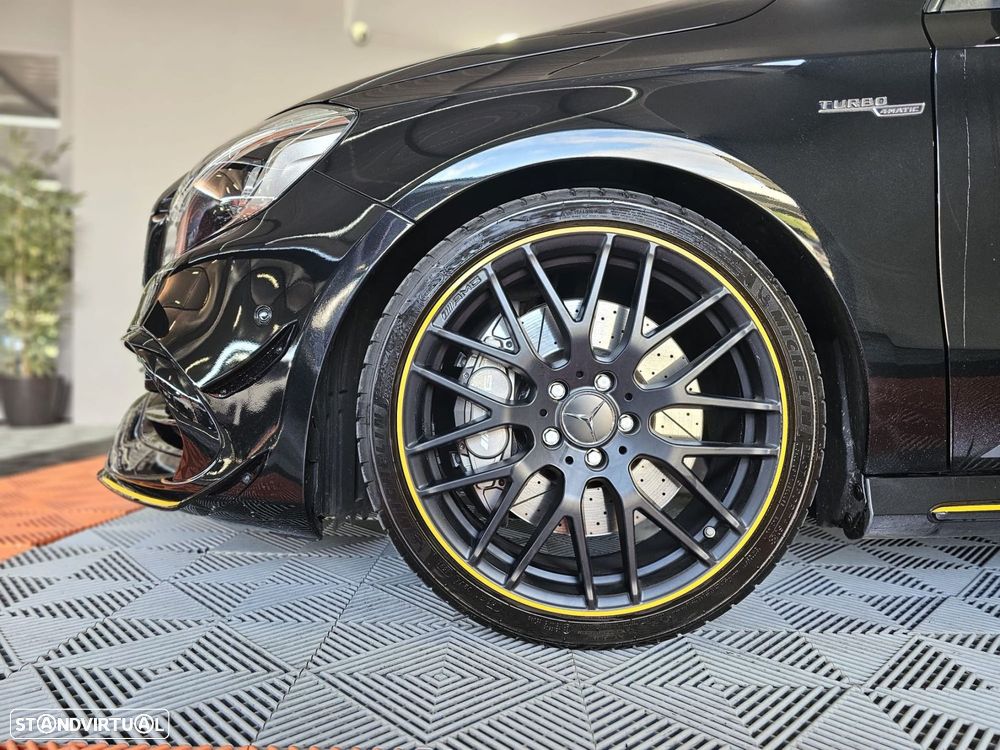 Mercedes-Benz A 45 AMG 4-Matic - 9