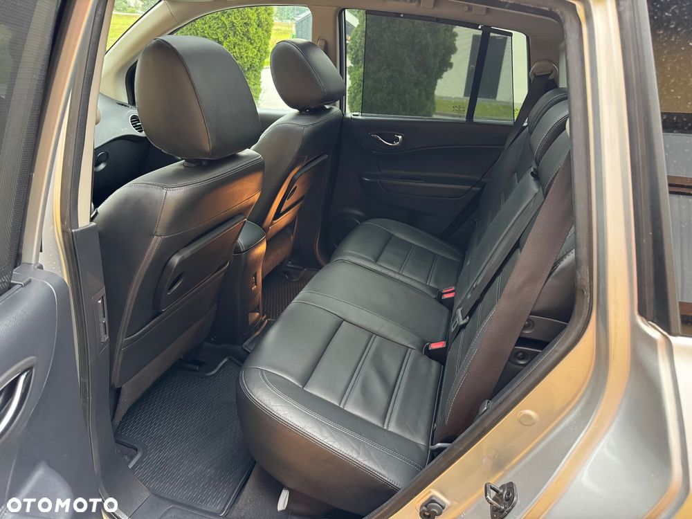 Renault Koleos 2.0 dCi FAP 4x4 Bose Edition - 29