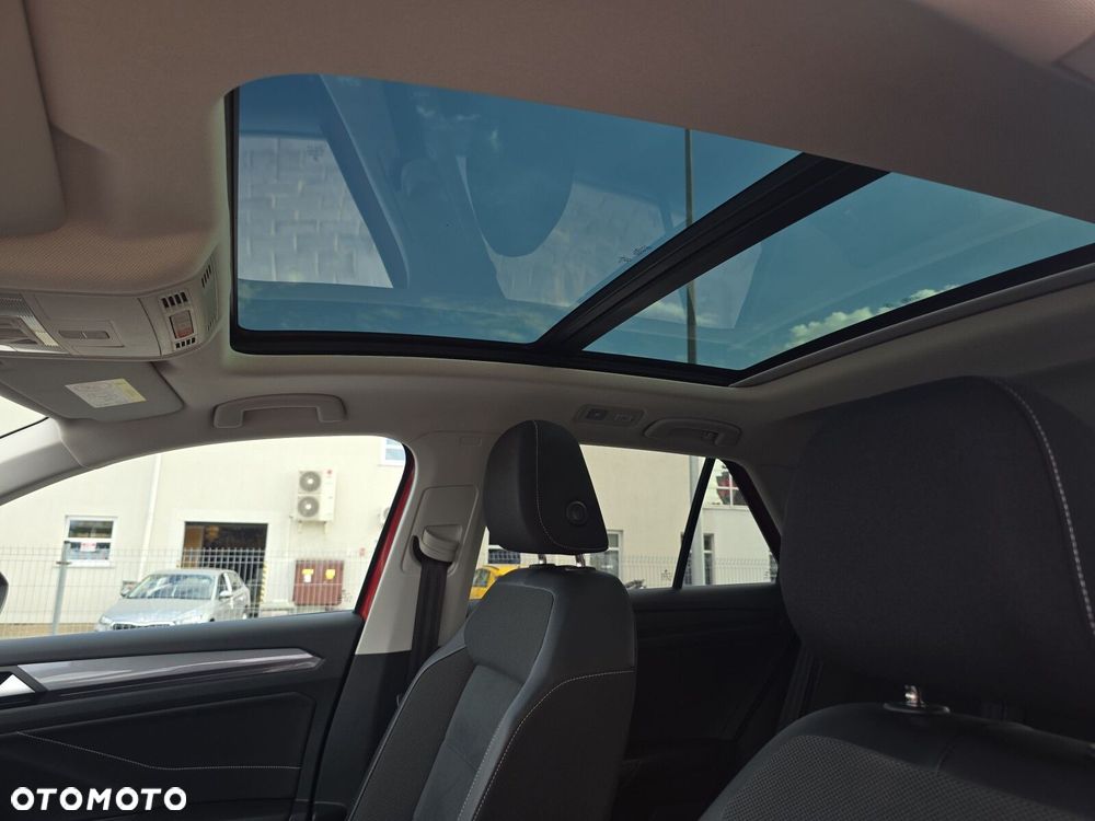 Volkswagen T-Roc 1.5 TSI Style DSG - 25
