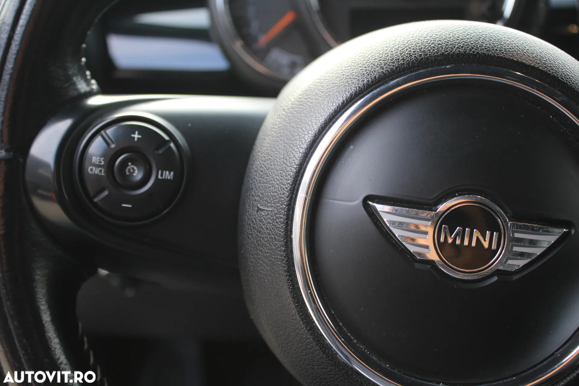Mini Cooper S Standard - 6