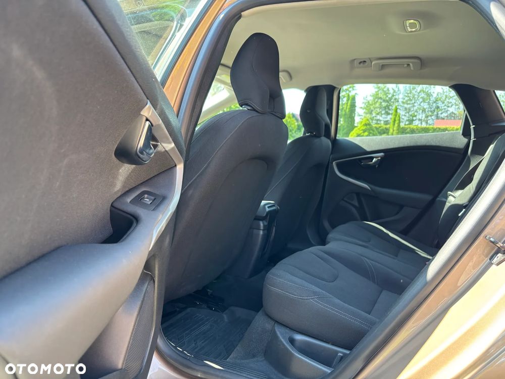 Volvo V40 Cross Country D2 Kinetic - 10