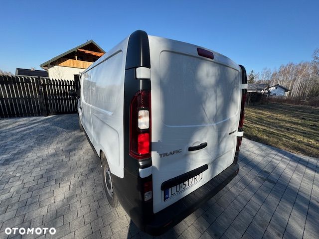 Renault Trafic - 16