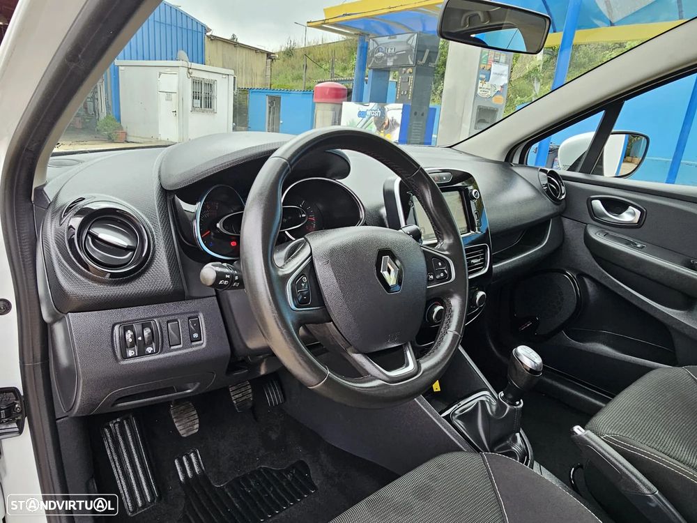 Renault Clio - 14