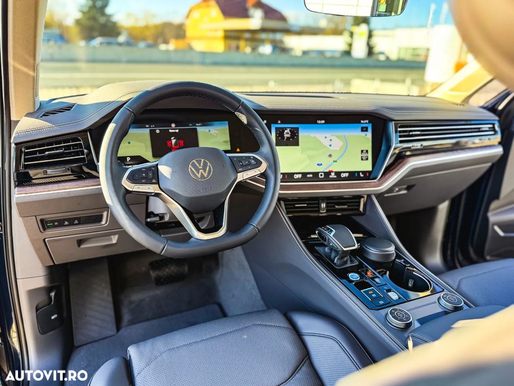 Volkswagen Touareg V6 TDI 4MOTION Elegance - 16