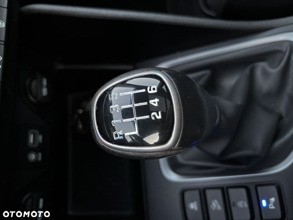 Hyundai Tucson 2.0 CRDI BlueDrive Comfort 2WD - 34