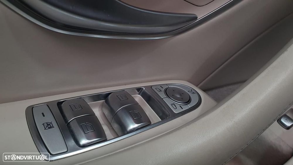 Mercedes-Benz AMG GT 43 4Matic+ Speedshift TCT 9G - 21