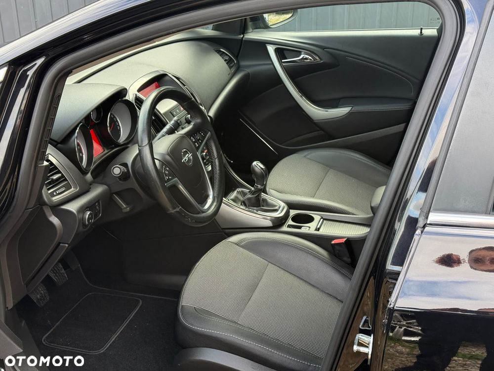 Opel Astra 1.4 Turbo Cosmo - 18