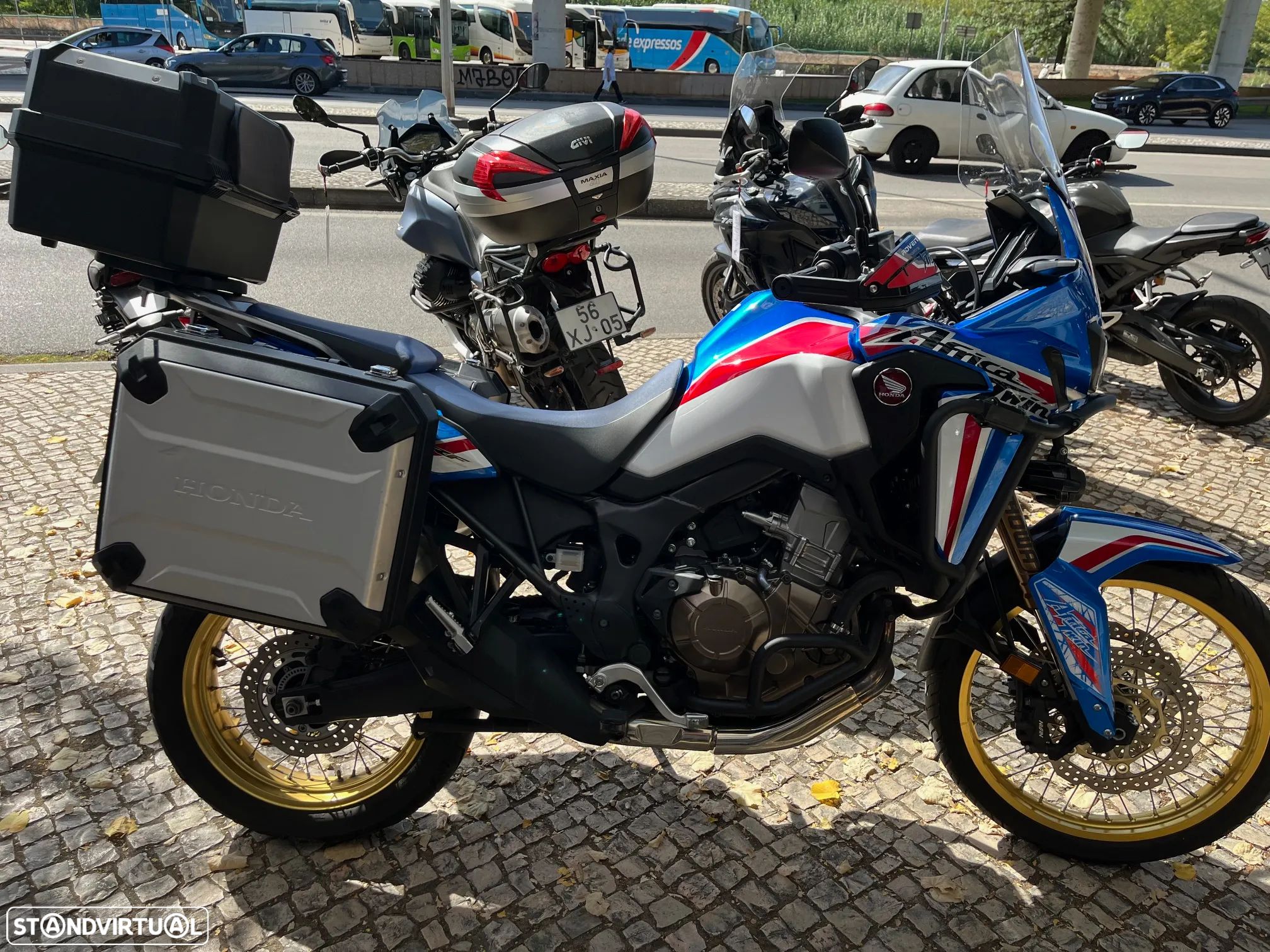 Honda CRF AFRICA TWIN - 1