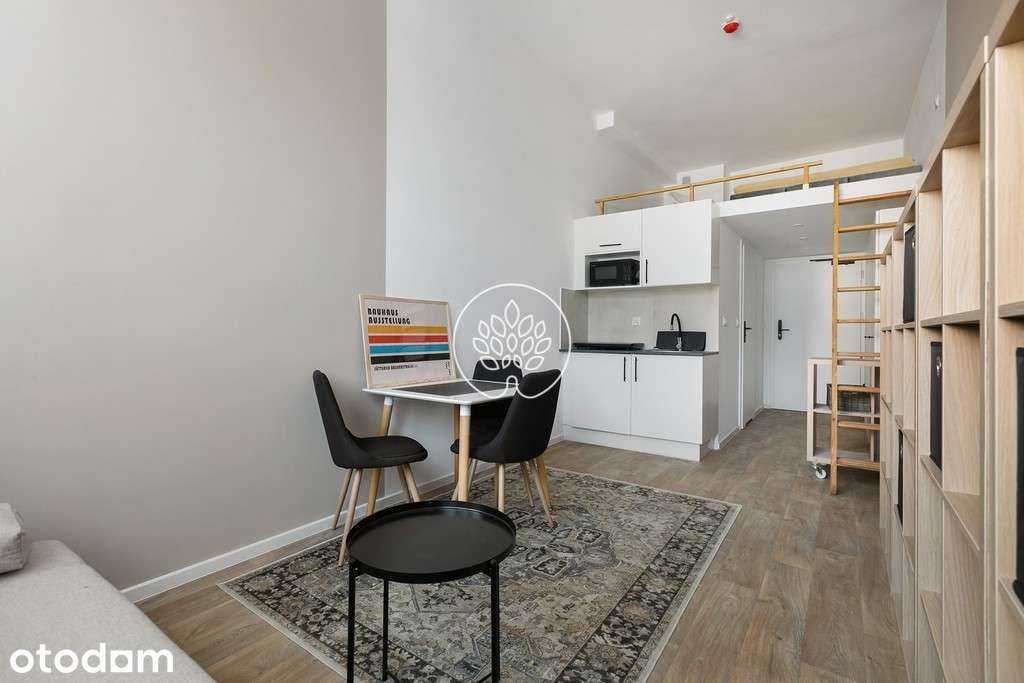 Apartament w prywatnym akademiku, Central Capmus