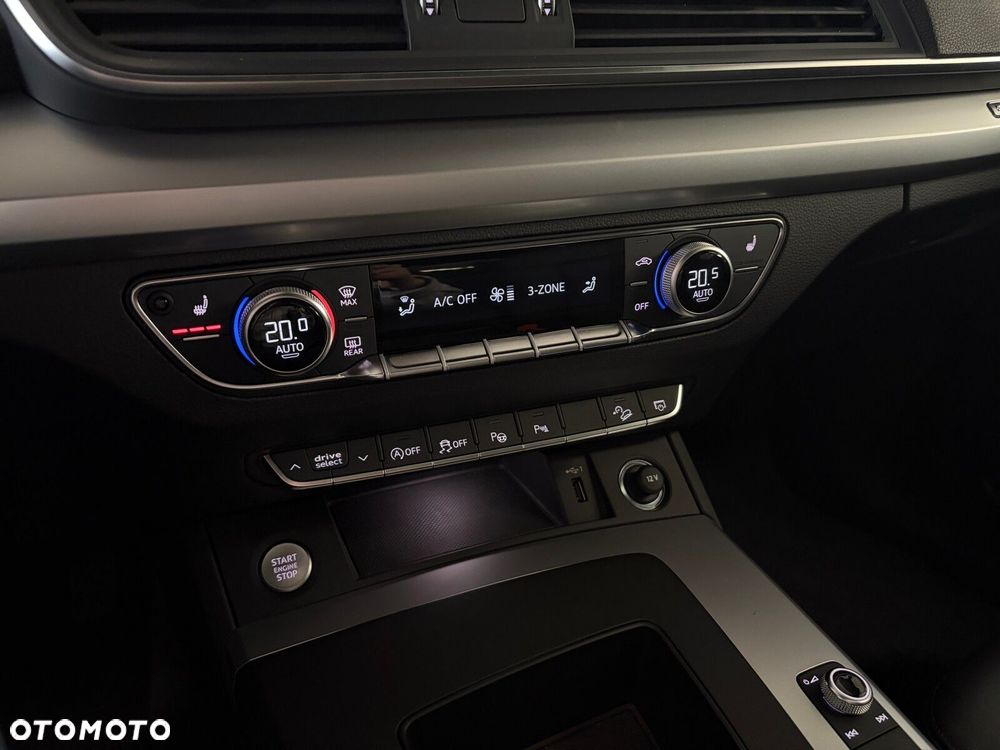 Audi Q5 Sportback - 30