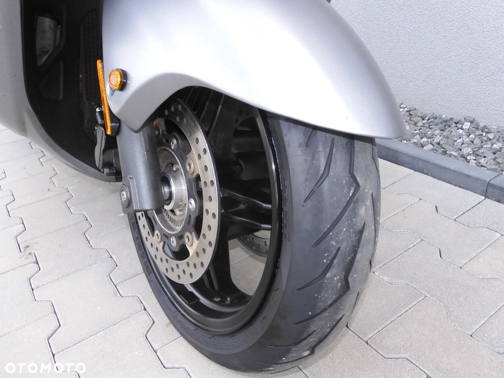 Suzuki Burgman - 3