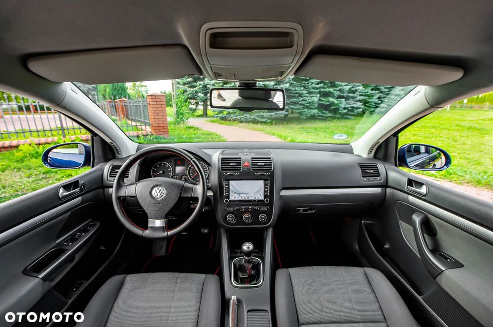 Volkswagen Golf 1.6 Goal - 27
