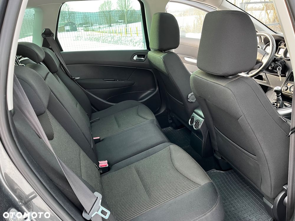 Peugeot 308 HDi FAP 150 Style - 24