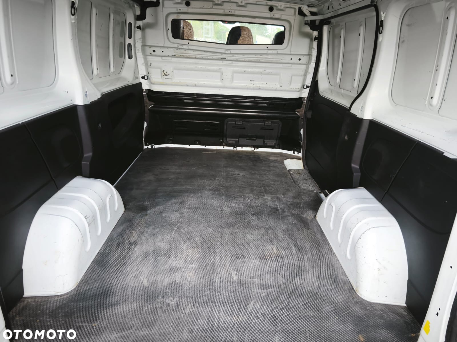Renault Trafic - 26