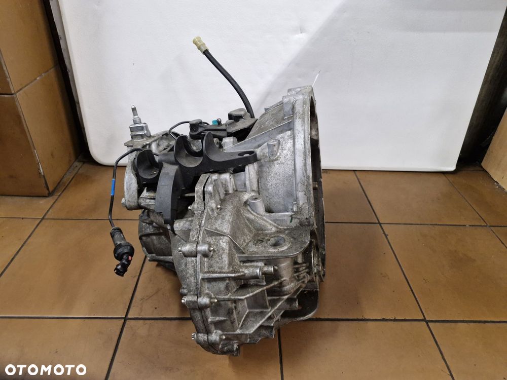 TRAFIC III VIVARO B 2.0 DCI TALENTO II 2.0 DCI SKRZYNIA BIEGÓW MANUAL 6B PF6068 - 6